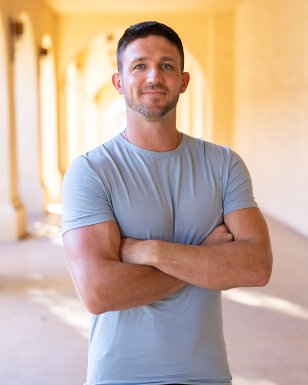 Cody Williams - SimplyKnees Master Trainer